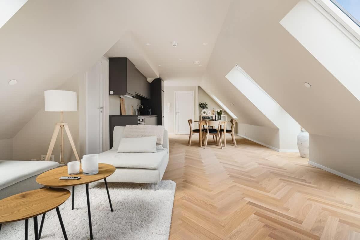 Dinbnb Apartments I Mid-City Luxury With Mini Balcony And Smart Tv & Sound System เบอร์เกน ภายนอก รูปภาพ